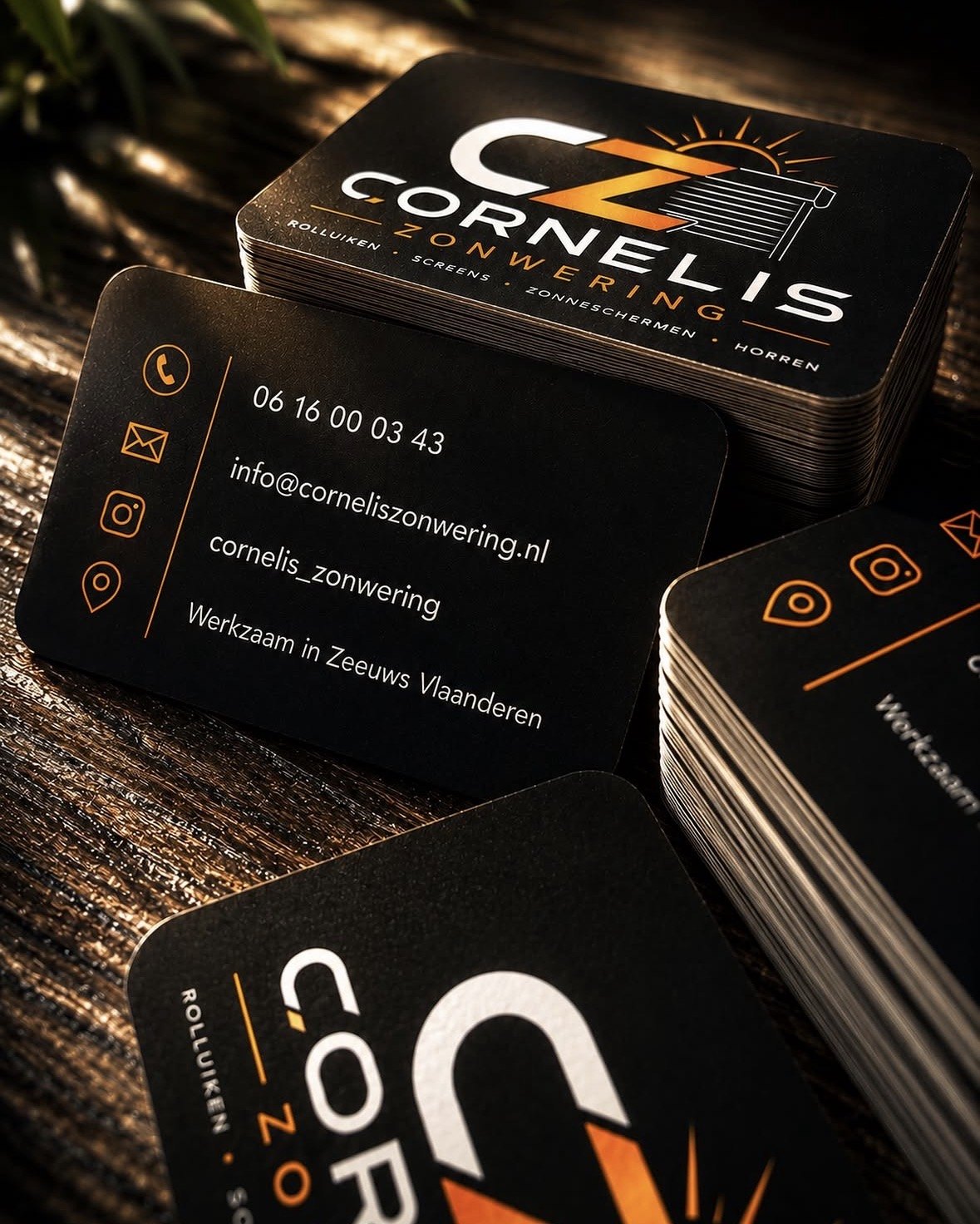 Visitekaartjes van Cornelis Zonwering